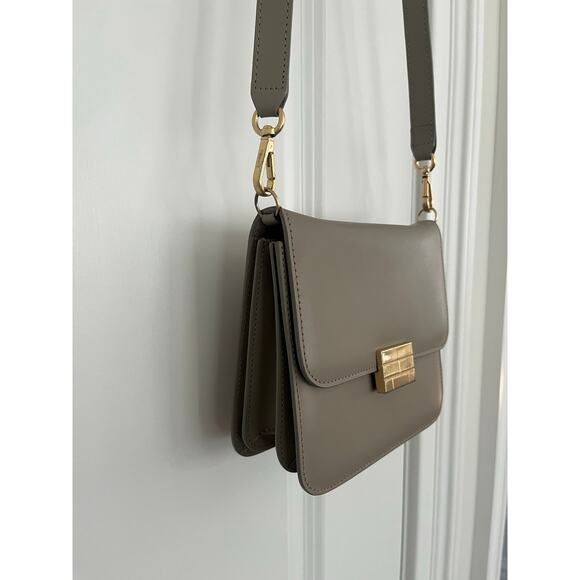 Frame Le Signature Mini Leather Crossbody Bag Taupe - Picture 5 of 10